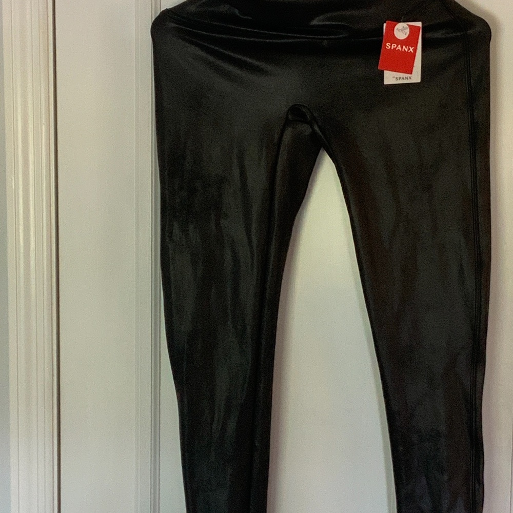 Hard to get…Petite SPANX !